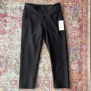 NWT Old Navy Crop Leggings